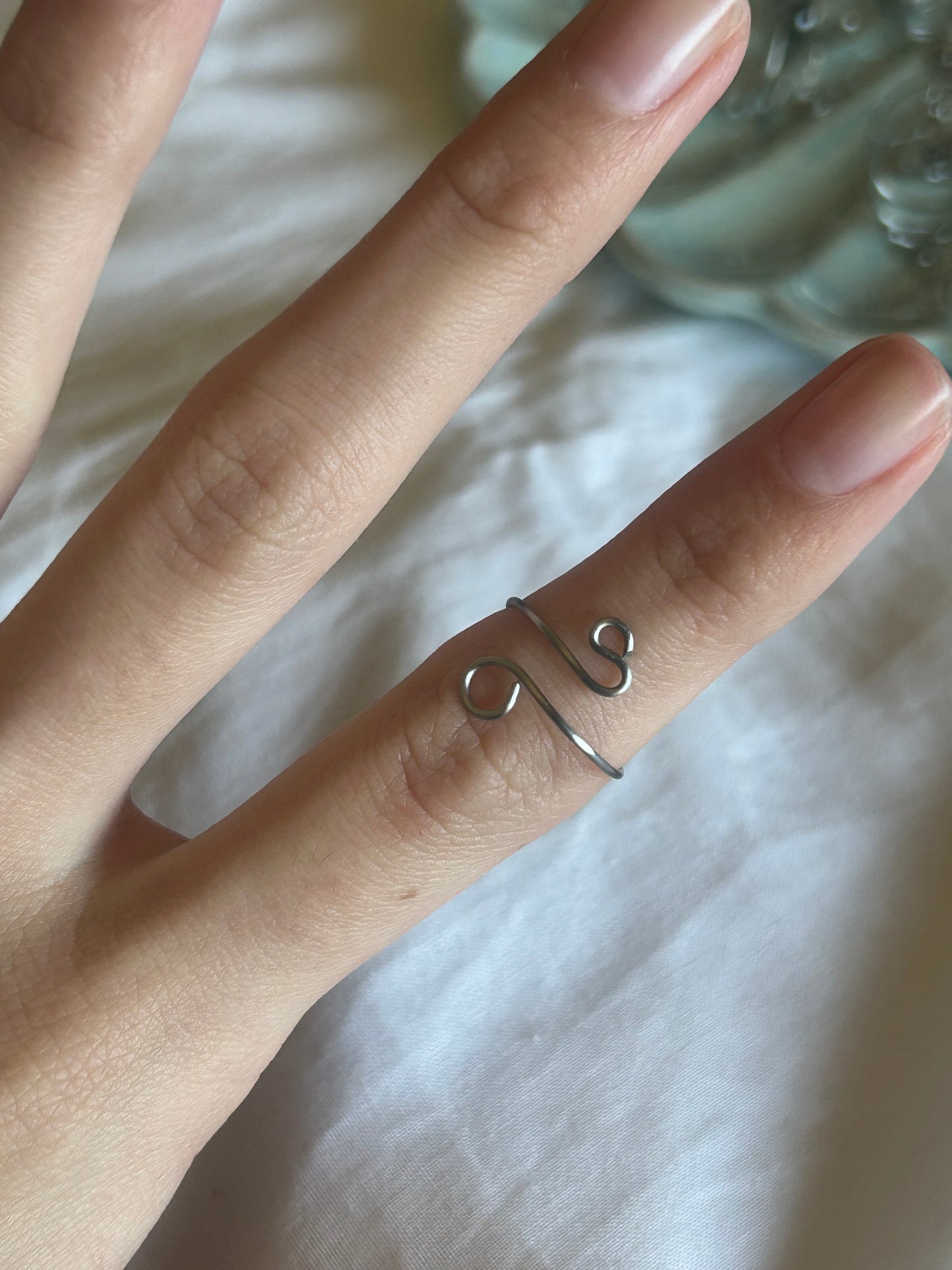 rings!