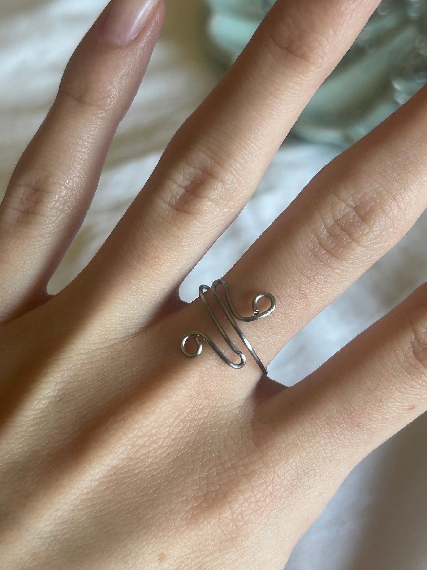 rings!