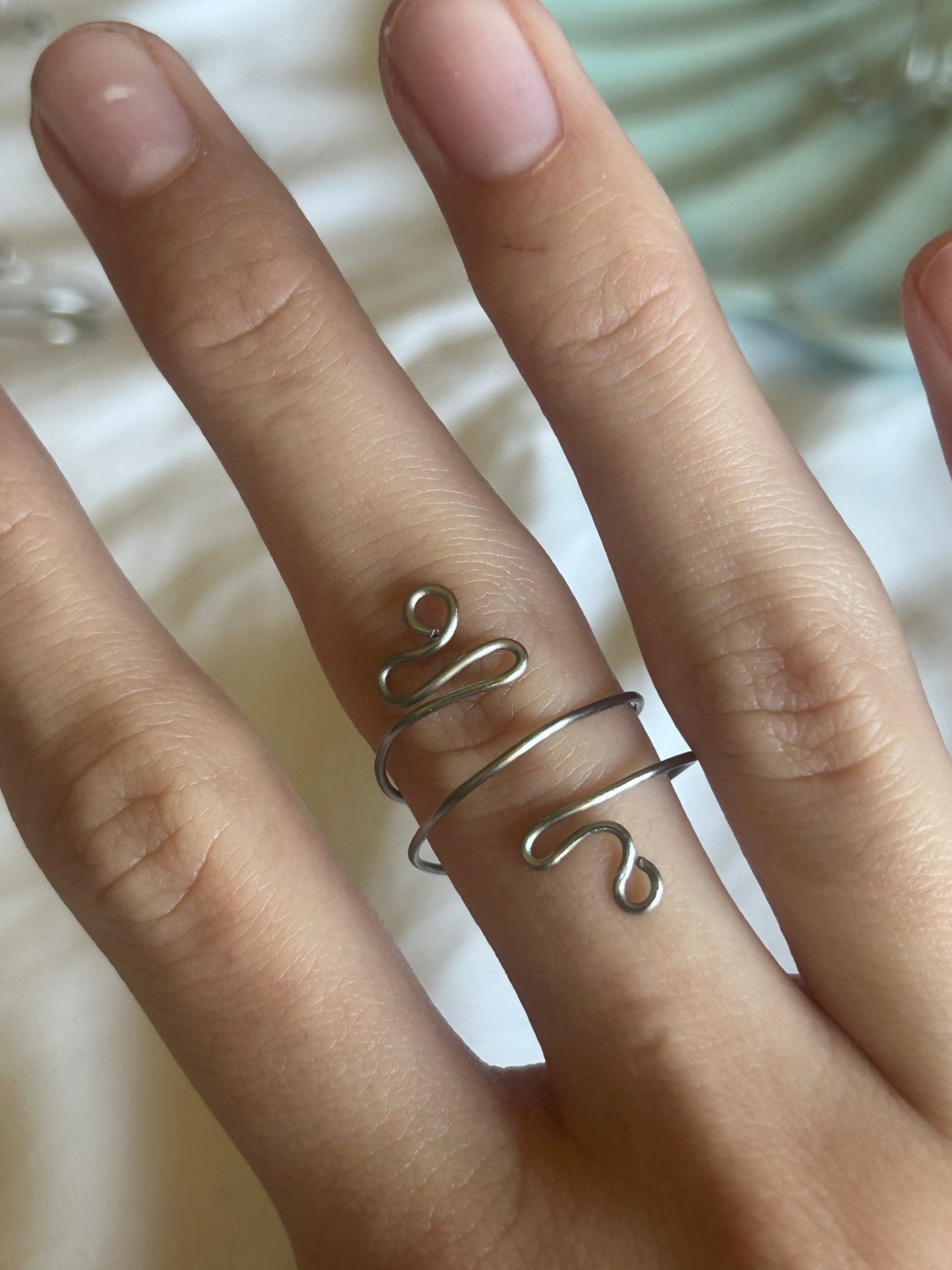 rings!