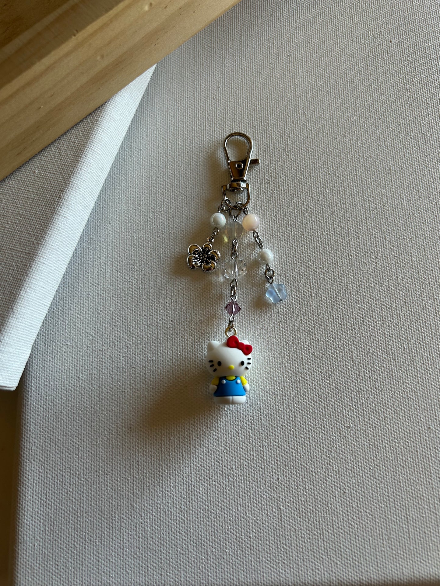 hello kitty keychains