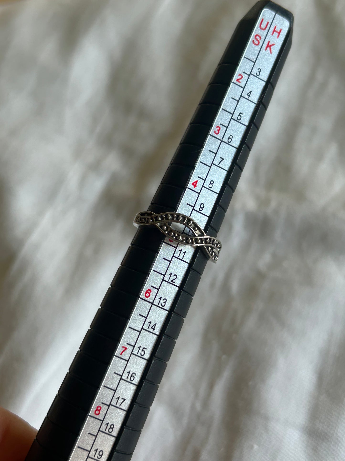 silver ring {size 5}