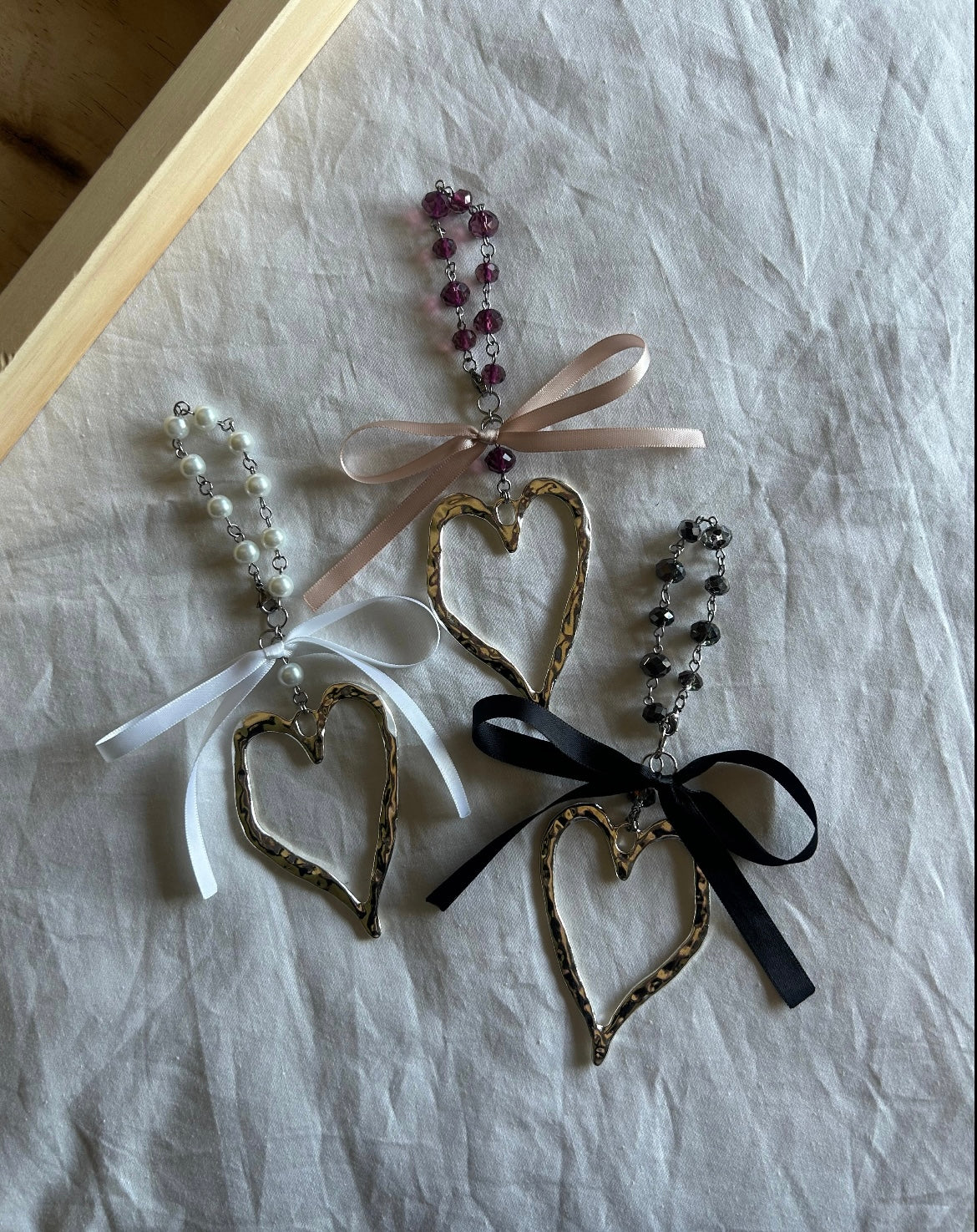 heart/bow bag accessory