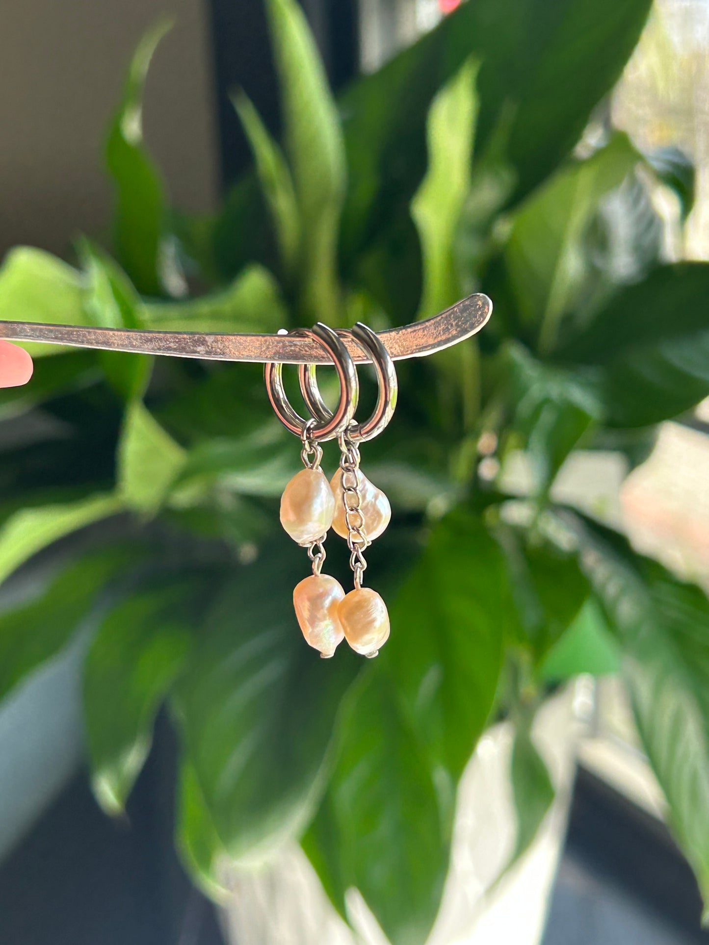 pearl earrings (3 styles)