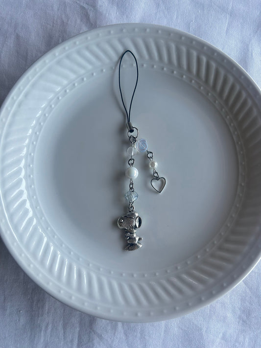 snoopy phone charm